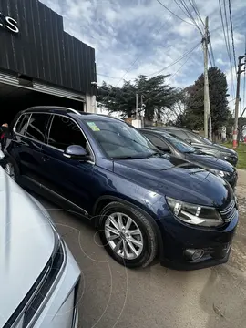 Volkswagen Tiguan 2.0 TSi Elegance usado (2012) color Azul Noche financiado en cuotas(anticipo $13.000.000 cuotas desde $980.000)