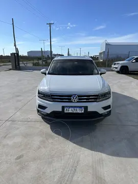 Volkswagen Tiguan Allspace 2.0 Comfortline Aut Plus usado (2022) color Blanco precio $44.000.000