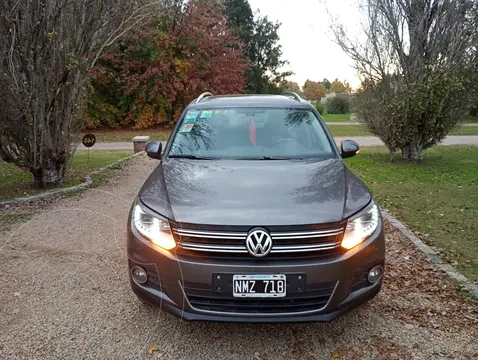 Volkswagen Tiguan 2.0 TSi Premium Aut usado (2014) color Gris precio u$s21.500