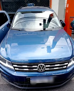 foto Volkswagen Tiguan Allspace 1.4 Trendline Aut usado (2019) color Azul precio u$s30.000