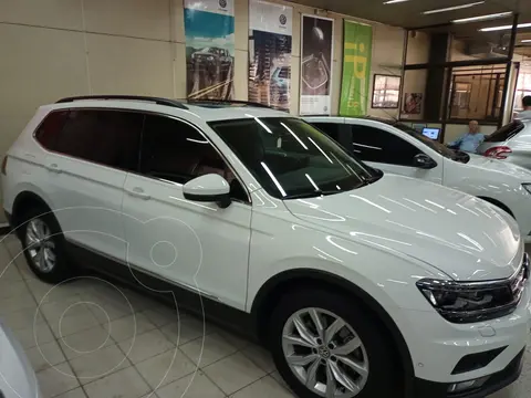 Volkswagen Tiguan Allspace 1.4 Trendline Aut usado (2019) color Blanco precio $29.000.000