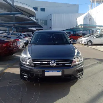 Volkswagen Tiguan Allspace 1.4 Trendline Aut usado (2018) color Gris financiado en cuotas(anticipo $5.520.000 cuotas desde $339.066)