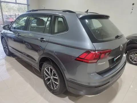 Volkswagen Tiguan Allspace 1.4 Trendline Aut usado (2018) color Gris precio $29.500.000