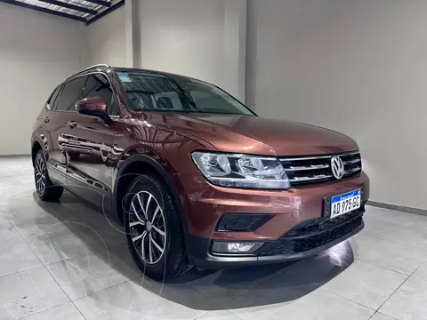 Volkswagen Tiguan Allspace 1.4 Trendline Aut usado (2019) color Bronce precio $32.500.000