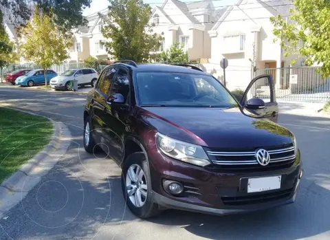 Volkswagen Tiguan 1.4L Trend & Fun 4x2 Plus usado (2014) color Rojo precio $8.200.000