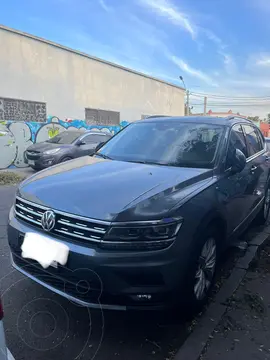 Volkswagen Tiguan 1.4L TSI Highline Aut usado (2018) color Gris precio $16.000.000