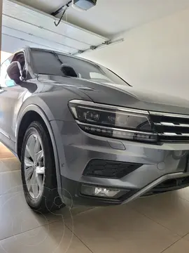 Volkswagen Tiguan Sport and Style Tiptronic usado (2019) color Gris precio $81.000.000