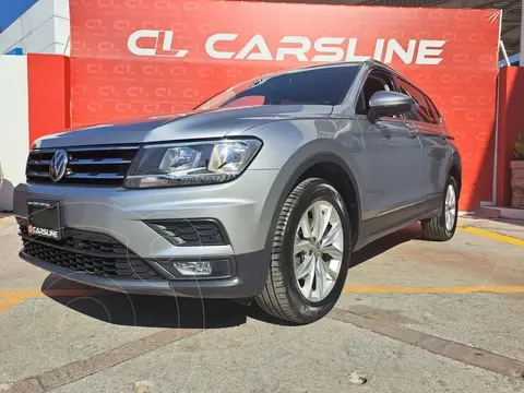 Volkswagen Tiguan Comfortline 5 Asientos Piel usado (2020) color Gris Platino precio $579,000