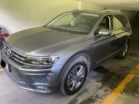 Volkswagen Tiguan Highline usado (2021) color Verde precio $380,000