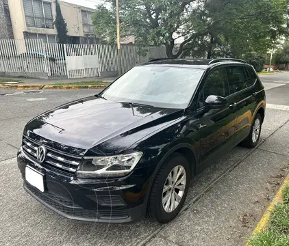 Volkswagen Tiguan Trendline Plus usado (2019) color Negro Profundo precio $345,000