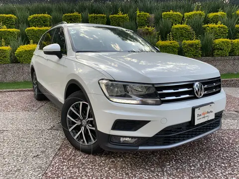 Volkswagen Tiguan Comfortline usado (2018) color Blanco precio $399,000