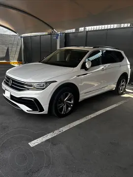 Volkswagen Tiguan 1.4L R-Line usado (2022) color Blanco precio $465,000