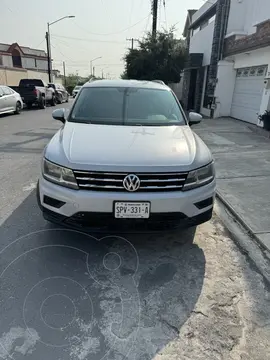 Volkswagen Tiguan Tiguan usado (2019) color Blanco precio $298,000