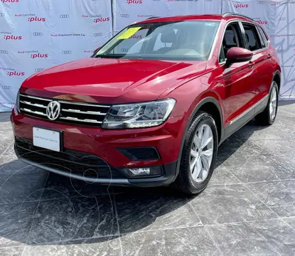 Volkswagen Tiguan Comfortline usado (2020) color Rojo financiado en mensualidades(enganche $134,000 mensualidades desde $10,216)