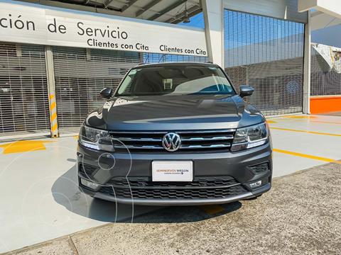 Volkswagen Tiguan Comfortline usado (2018) color Gris Platino precio $449,000