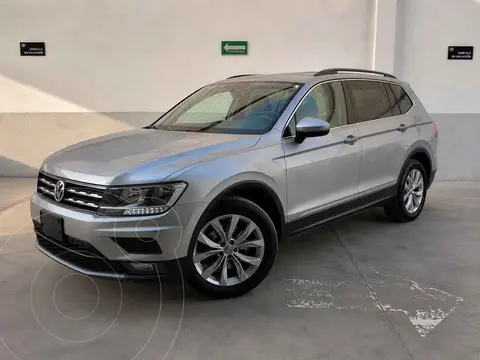 Volkswagen Tiguan Comfortline 3era Fila usado (2021) color Plata precio $425,000