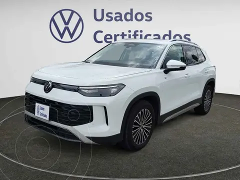 Volkswagen Tiguan Comfortline usado (2025) color Blanco financiado en mensualidades(enganche $165,108 mensualidades desde $12,631)