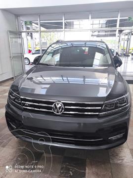 Volkswagen Tiguan R-Line nuevo color Gris Platino financiado en mensualidades(enganche $127,098 mensualidades desde $24,241)
