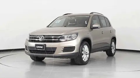 Volkswagen Tiguan Sport & Style 2.0 usado (2015) color Dorado precio $294,999
