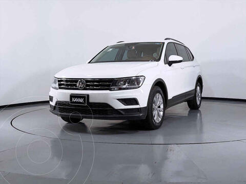 Volkswagen Tiguan Trendline usado (2018) color Blanco precio $432,999