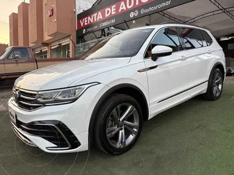 Volkswagen Tiguan 1.4L R-Line usado (2024) color Blanco precio $569,999