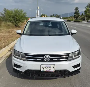 Volkswagen Tiguan Trendline Plus usado (2018) color Blanco precio $310,000