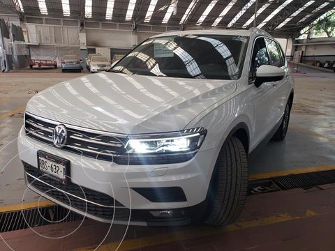Volkswagen Tiguan Highline usado (2018) color Blanco precio $540,000