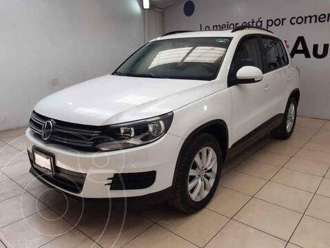 Volkswagen Tiguan Sport & Style 2.0 usado (2017) color Blanco financiado en mensualidades(enganche $104,964 mensualidades desde $12,847)