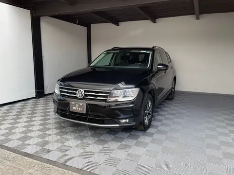 Volkswagen Tiguan Comfortline usado (2018) color Negro precio $349,000