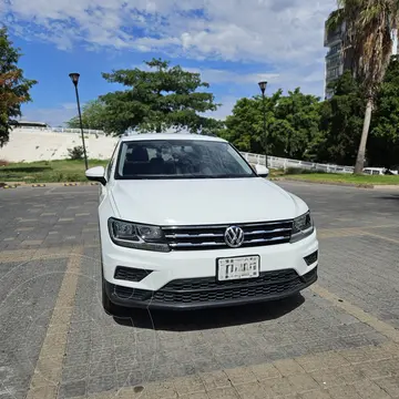 Volkswagen Tiguan Trendline Plus usado (2020) color Blanco precio $360,000