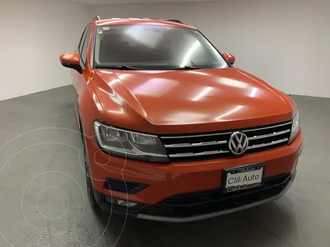 Volkswagen Tiguan Comfortline 5 Asientos Piel usado (2019) color Naranja financiado en mensualidades(enganche $103,000 mensualidades desde $11,600)