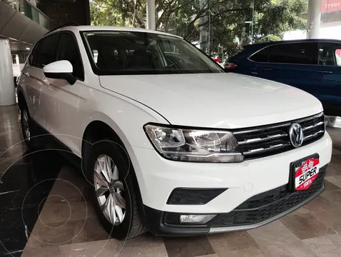 Volkswagen Tiguan Comfortline 5 Asientos usado (2021) color Blanco precio $519,000
