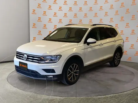 Volkswagen Tiguan Comfortline usado (2018) color Blanco financiado en mensualidades(enganche $94,975 mensualidades desde $7,004)