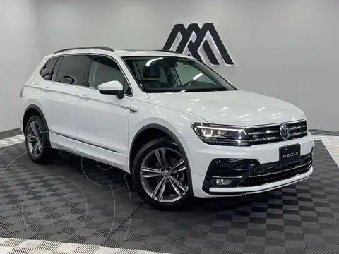 Volkswagen Tiguan R-Line usado (2021) color Blanco precio $499,900