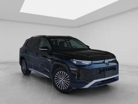 Volkswagen Tiguan Comfortline usado (2025) color Negro precio $605,900