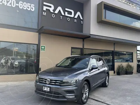Volkswagen Tiguan Highline usado (2021) color Gris precio $439,800