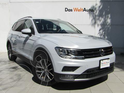 foto Volkswagen Tiguan Comfortline 7 Asientos Tela usado (2018) precio $355,000