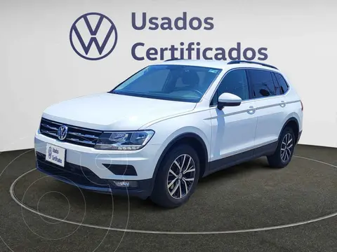 Volkswagen Tiguan Comfortline 5 Asientos Piel usado (2018) color Blanco precio $310,900