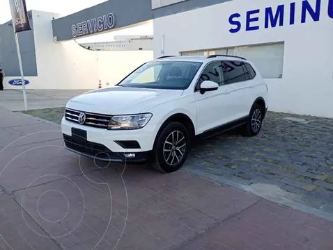 Volkswagen Tiguan Comfortline 7 Asientos Tela usado (2018) color Blanco precio $349,000