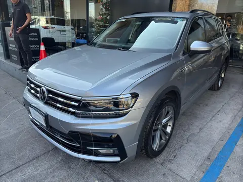 Volkswagen Tiguan 1.4L R-Line usado (2021) color Plata precio $477,000