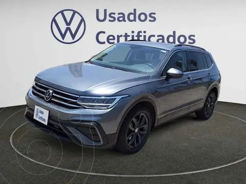 Volkswagen Tiguan Comfortline 5 Asientos usado (2024) color Gris financiado en mensualidades(enganche $131,045 mensualidades desde $10,025)