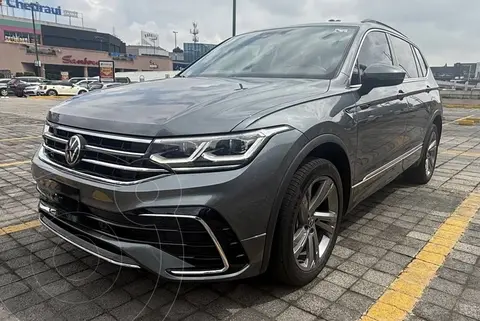 Volkswagen Tiguan 1.4L R-Line usado (2024) color Gris Platino precio $575,000