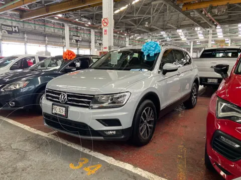 Volkswagen Tiguan Comfortline usado (2018) color Blanco financiado en mensualidades(enganche $87,500 mensualidades desde $9,100)