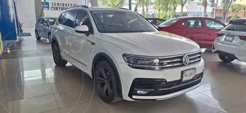 Volkswagen Tiguan R-Line usado (2020) color Blanco financiado en mensualidades(enganche $131,600 mensualidades desde $10,665)
