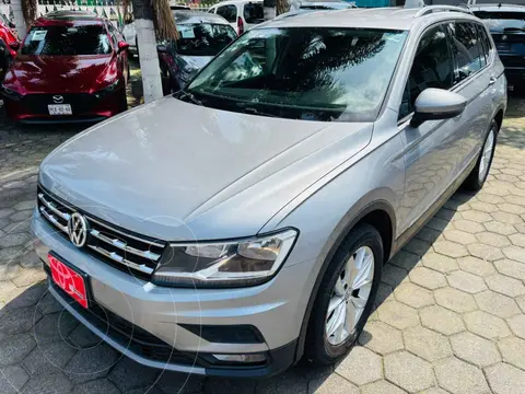 Volkswagen Tiguan Comfortline usado (2020) color Plata precio $347,000