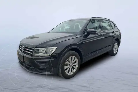 foto Volkswagen Tiguan Comfortline 5 Asientos Piel usado (2018) color Negro precio $399,000