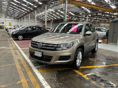 Volkswagen Tiguan Sport & Style 1.4 usado (2015) color Marron financiado en mensualidades(enganche $57,500 mensualidades desde $6,100)