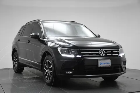 Volkswagen Tiguan Comfortline usado (2018) color Negro financiado en mensualidades(enganche $87,850 mensualidades desde $6,911)