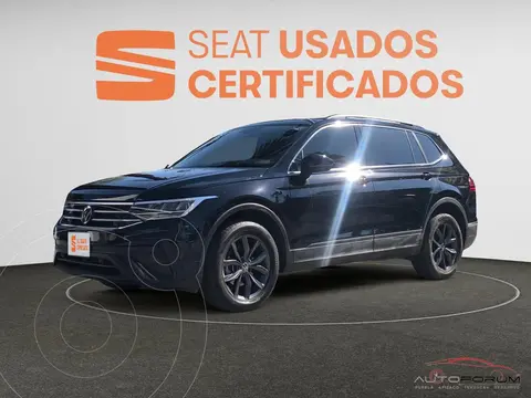 Volkswagen Tiguan Comfortline 5 Asientos usado (2024) color Negro financiado en mensualidades(enganche $132,138 mensualidades desde $17,189)