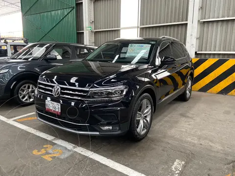 Volkswagen Tiguan Highline usado (2018) color Negro Profundo financiado en mensualidades(enganche $133,000 mensualidades desde $11,400)